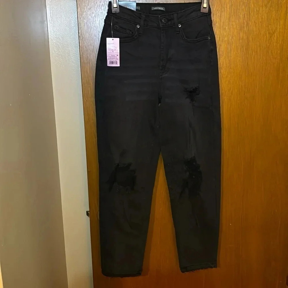 Wild Fable Distressed Super High-Rise Tappered Jeans Size 0/27